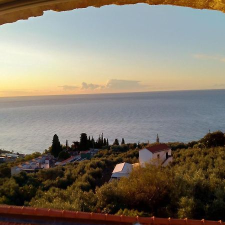 Albachiara home - vista mare Cipressa Esterno foto